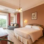 Western Rivoli Hotel 4*