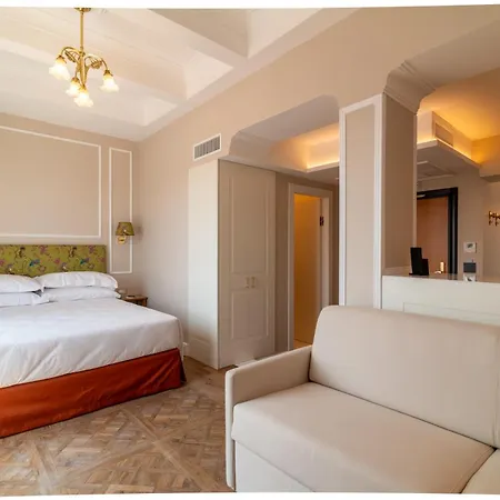 Western Rivoli 4*
