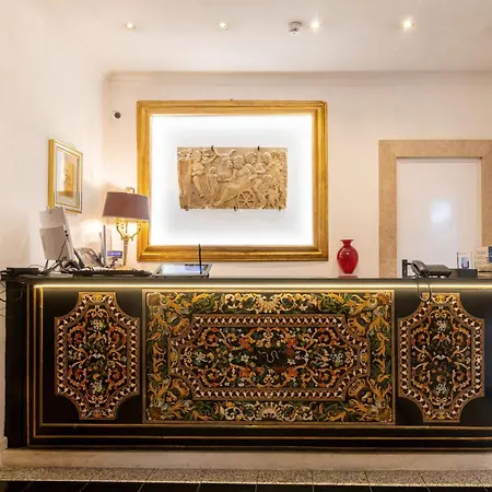 Western Rivoli Hotel 4*