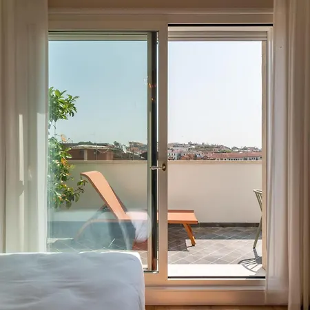 Western Rivoli Hotel 4*