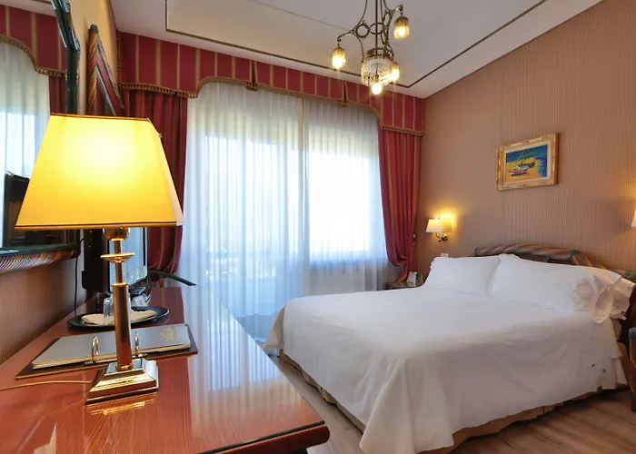 Western Rivoli 4* Рим