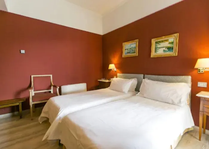 Western Rivoli Отель 4*