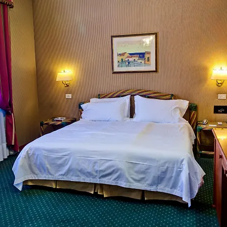 Western Rivoli 4* Рим