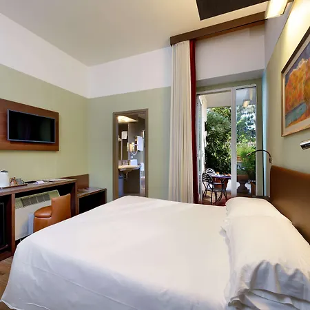 Western Rivoli 4* Рим