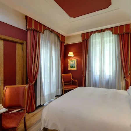 Western Rivoli Отель 4*